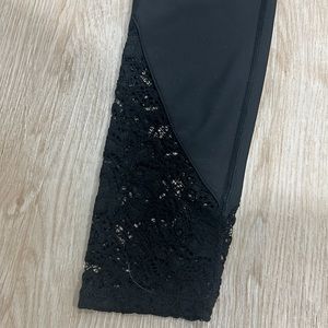 Celestine Black/lace legging